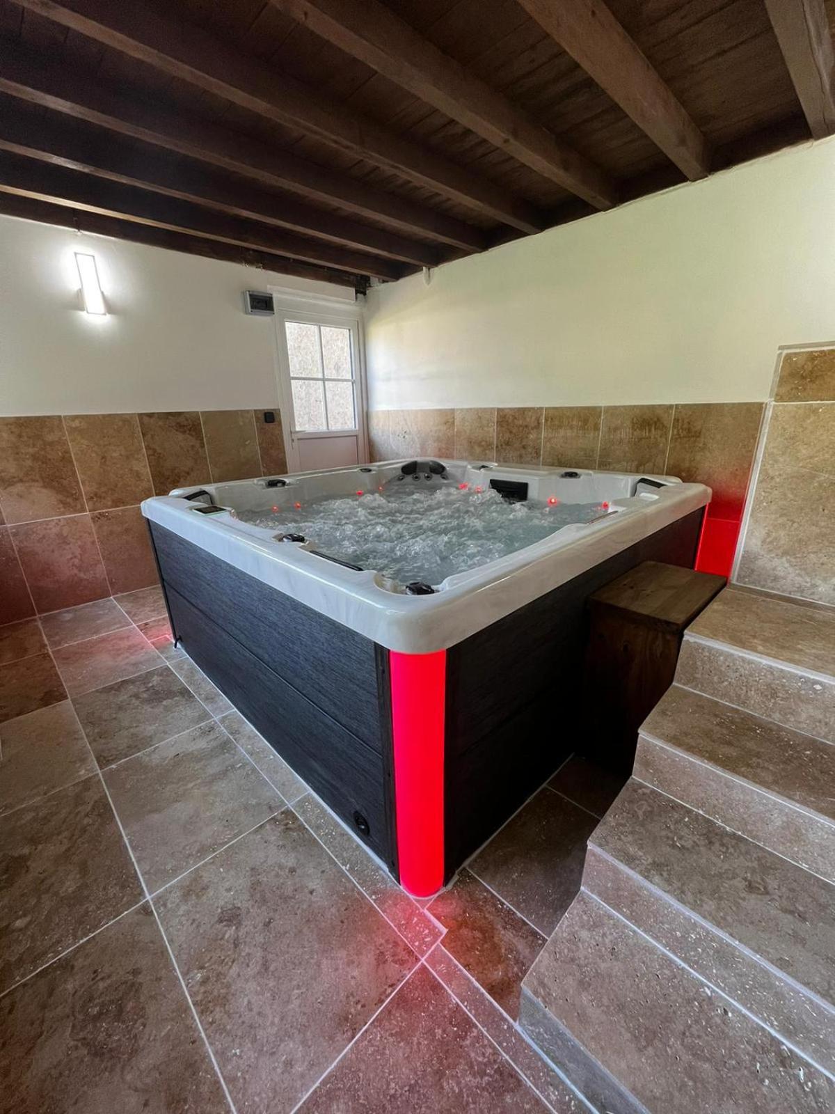 Le Domaine Du Cerf - Gites, Nature Et Spa Saint-Ouen-les-Vignes 外观 照片