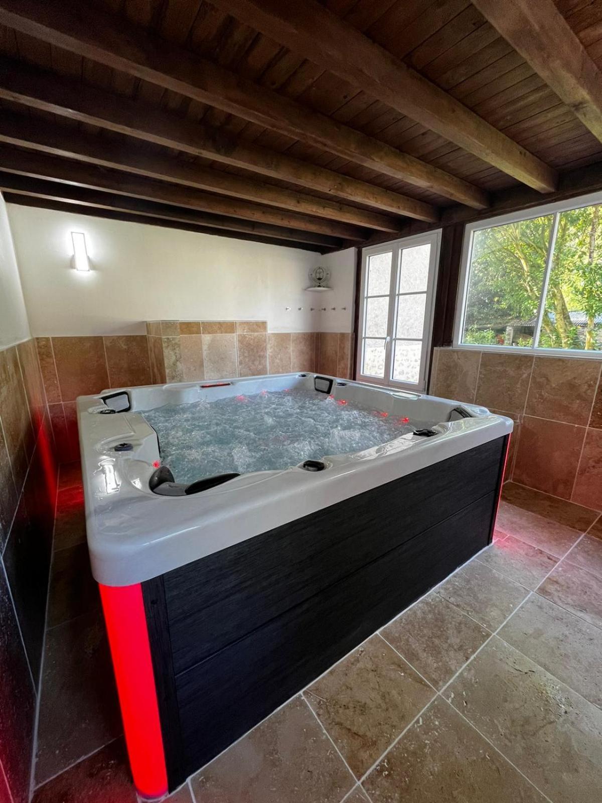 Le Domaine Du Cerf - Gites, Nature Et Spa Saint-Ouen-les-Vignes 外观 照片